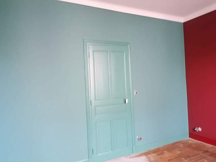 Peinture intérieure, Cayres